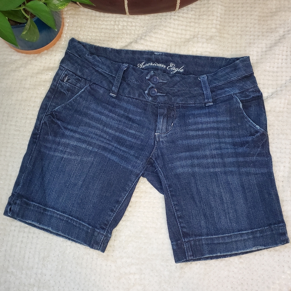 American Eagle Dark Denim Bermudas